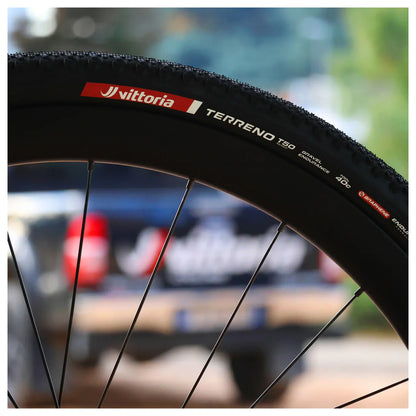 NEUMÁTICO VITTORIA TERRENO T50 MIXED 40-622 GRAVEL ENDURANCE BROWN-BLK-BLK G2.0 700X40C TLR GRAPHEN