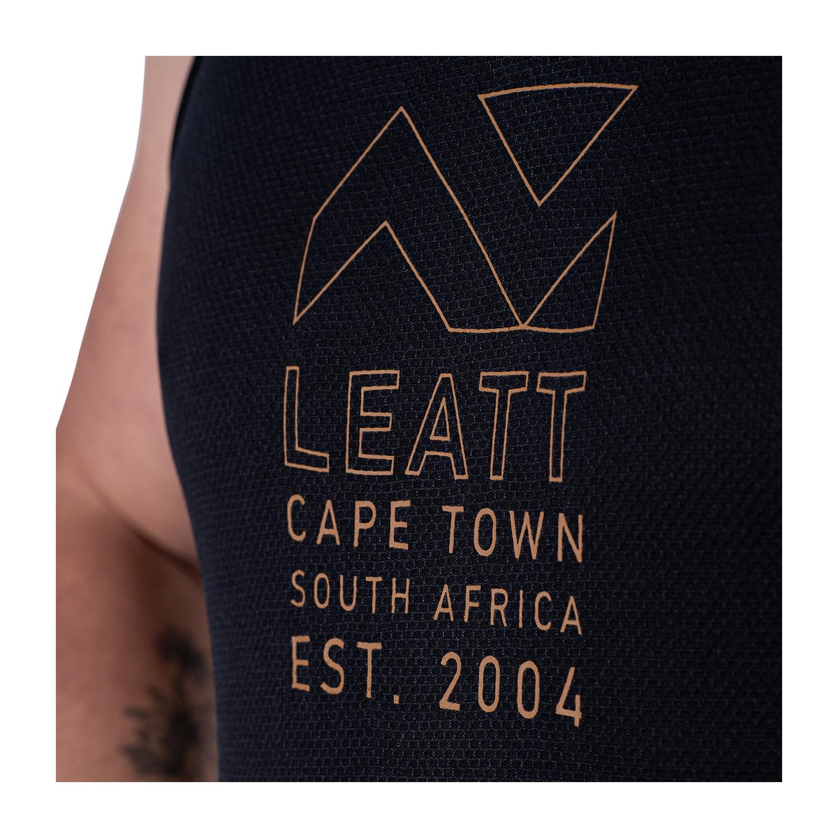 Polera Leatt Primera Capa Sin Mangas V25 Negro L