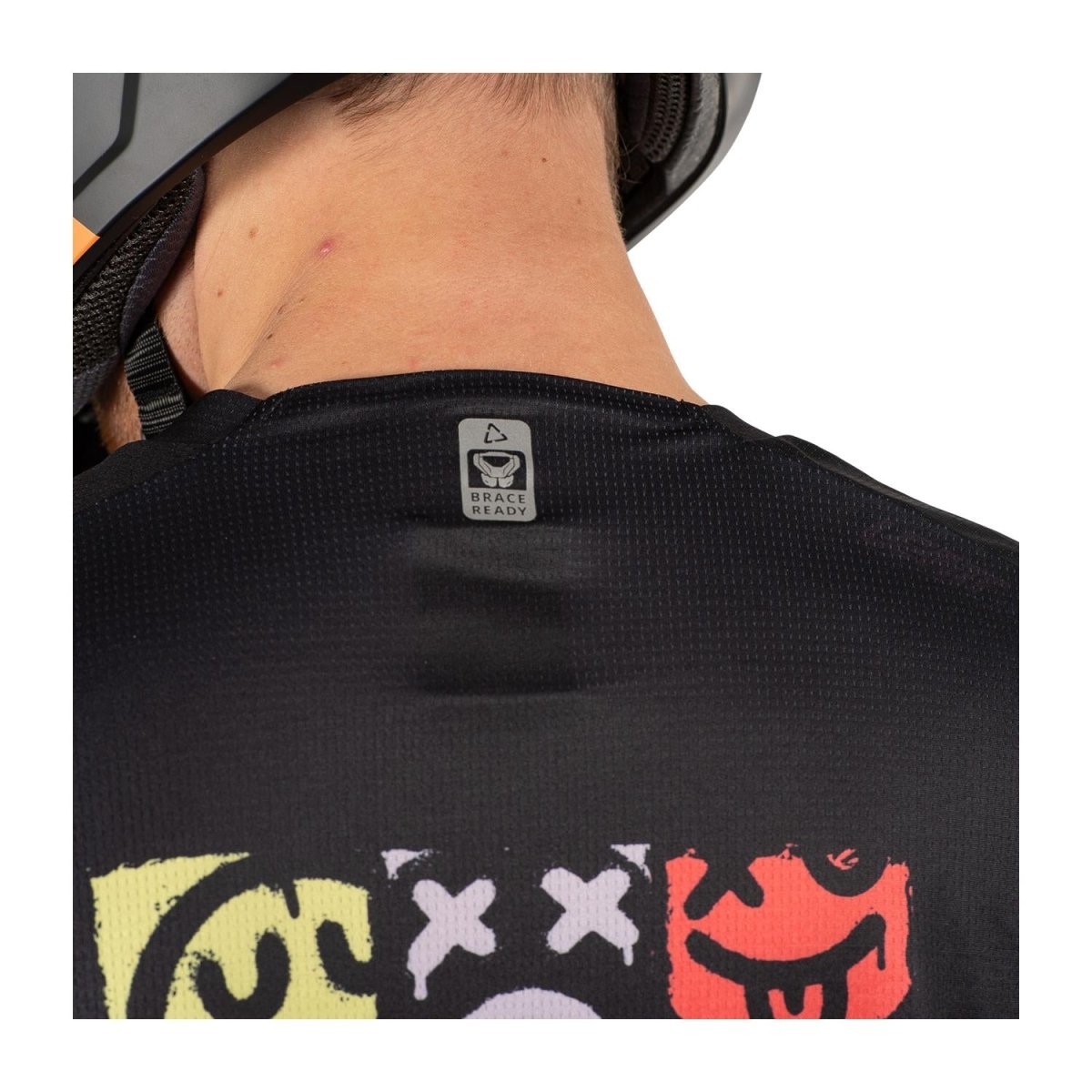 Jersey Leatt MTB Gravity 3.0 V25 Manga Larga Negro - FIERRIDE