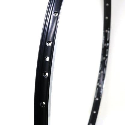 Llanta Weinmann 26" 36H CNC Schrader Negro MTB - FIERRIDE