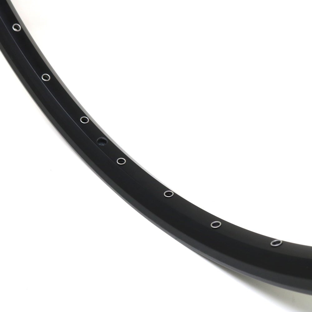 Llanta Weinmann Discbull 26" 36H Schrader Disco Negro MTB - FIERRIDE