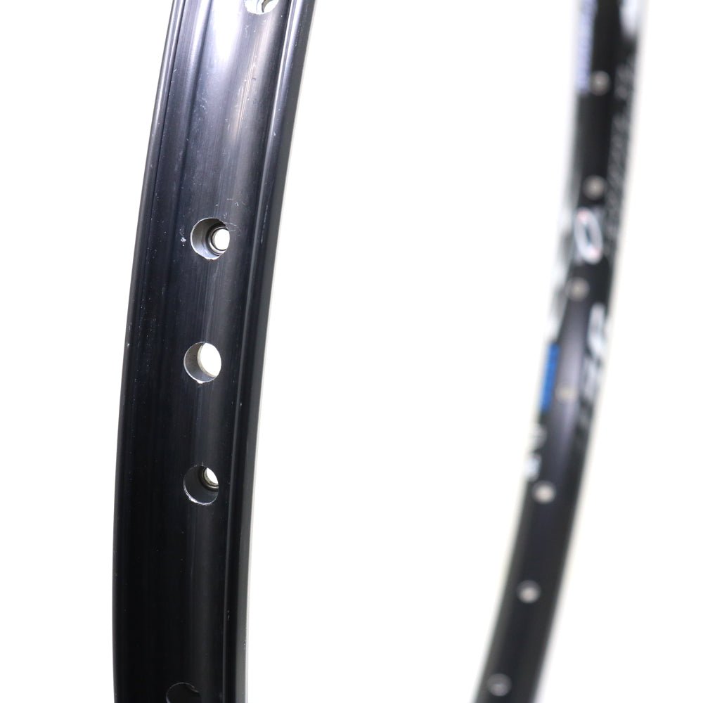 Llanta Weinmann Discbull 27.5" 36H Schrader Negro MTB - FIERRIDE