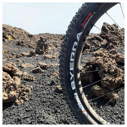 Neumático Vittoria Syerra Downcountry 29 x 2.4 TLR 4C G2.0 - FIERRIDE